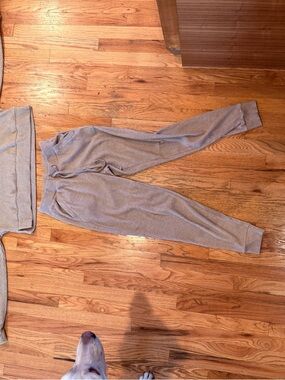 ALO Yoga Ribbed taupe Lounge Jumpsuit Pants and sweatshirt set